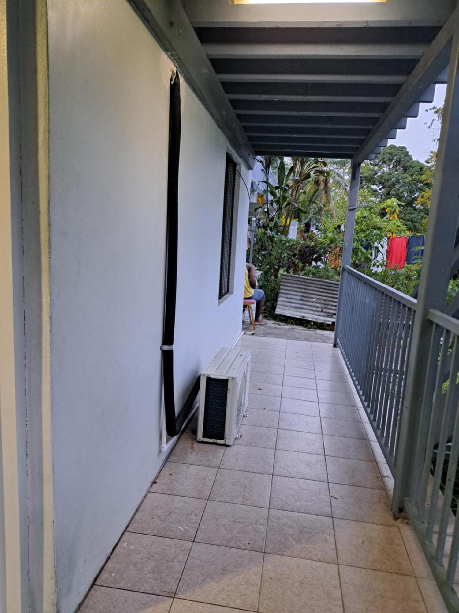 苏瓦Tropical Almond Haven住宿加早餐旅馆 外观 照片